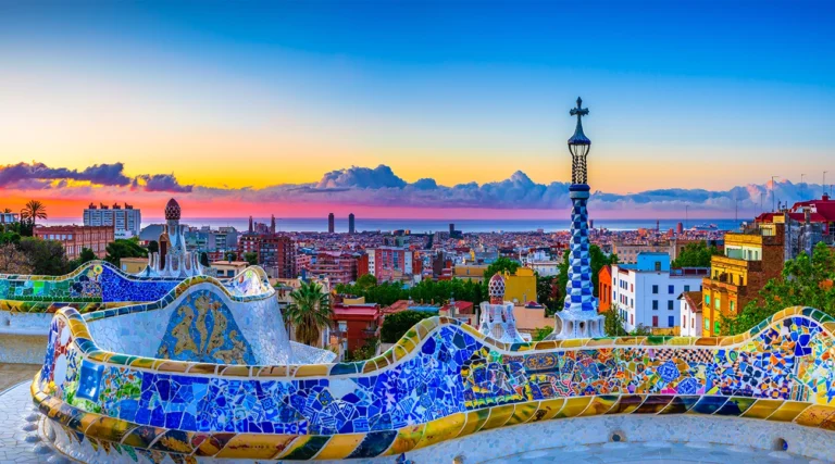 Park G&uuml;ell at sunset