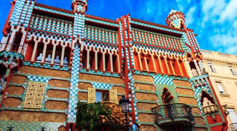 Casa Vicens front view from bottom